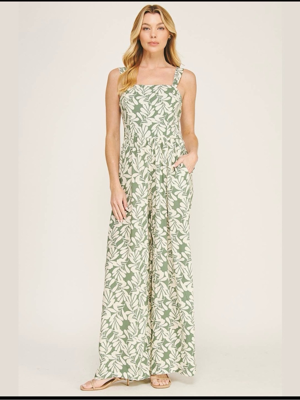 New Luxology nwt green tan jumpsuit ladies L XL - Picture 3 of 4